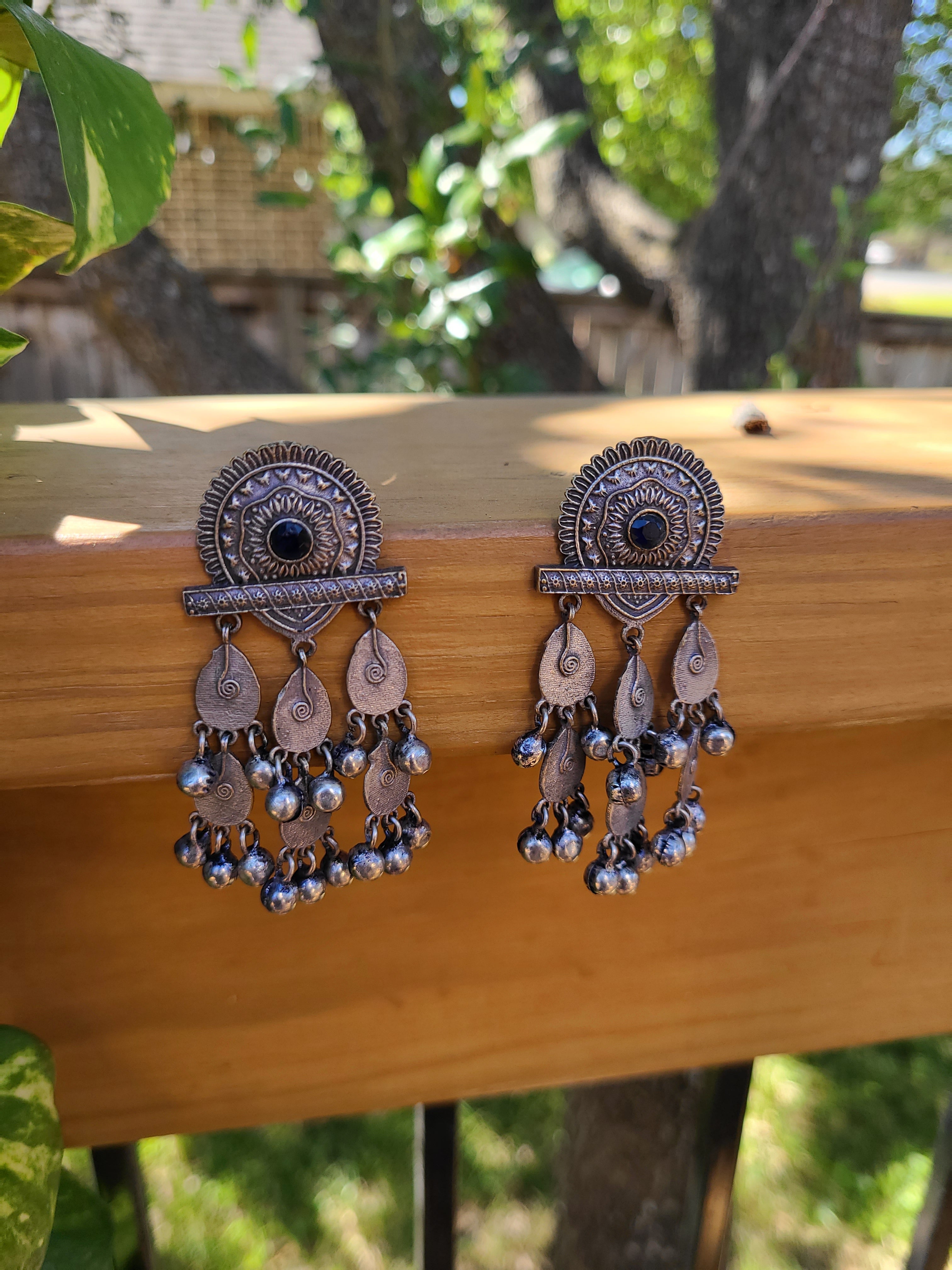 Keya silver alike earrings