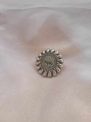 Simran silver alike ring