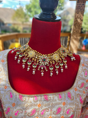 Anandhi pachi kundan necklace set