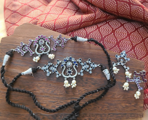 Arna Silveralike choker Necklace set