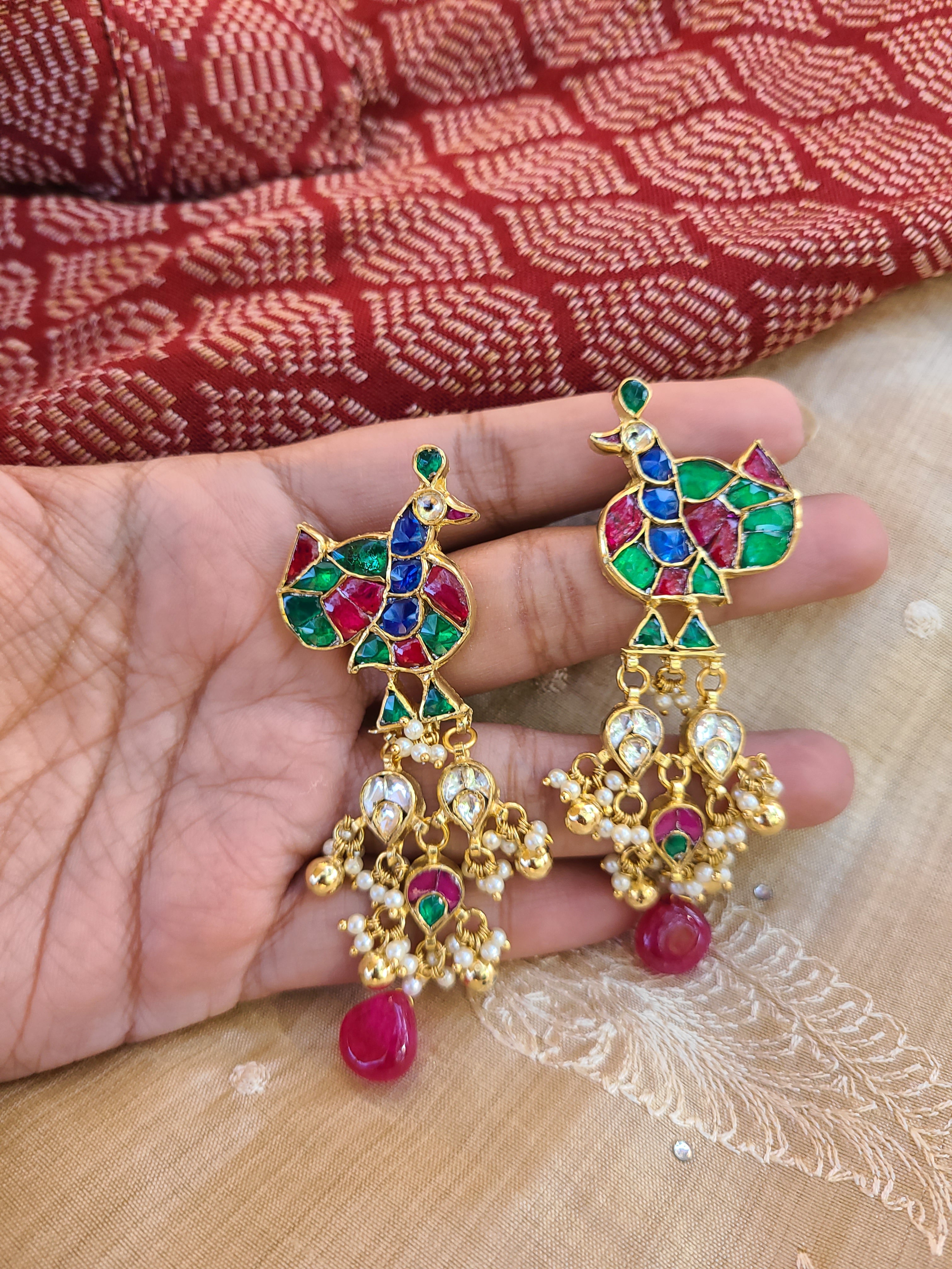 Naomika pachi kundan earrings