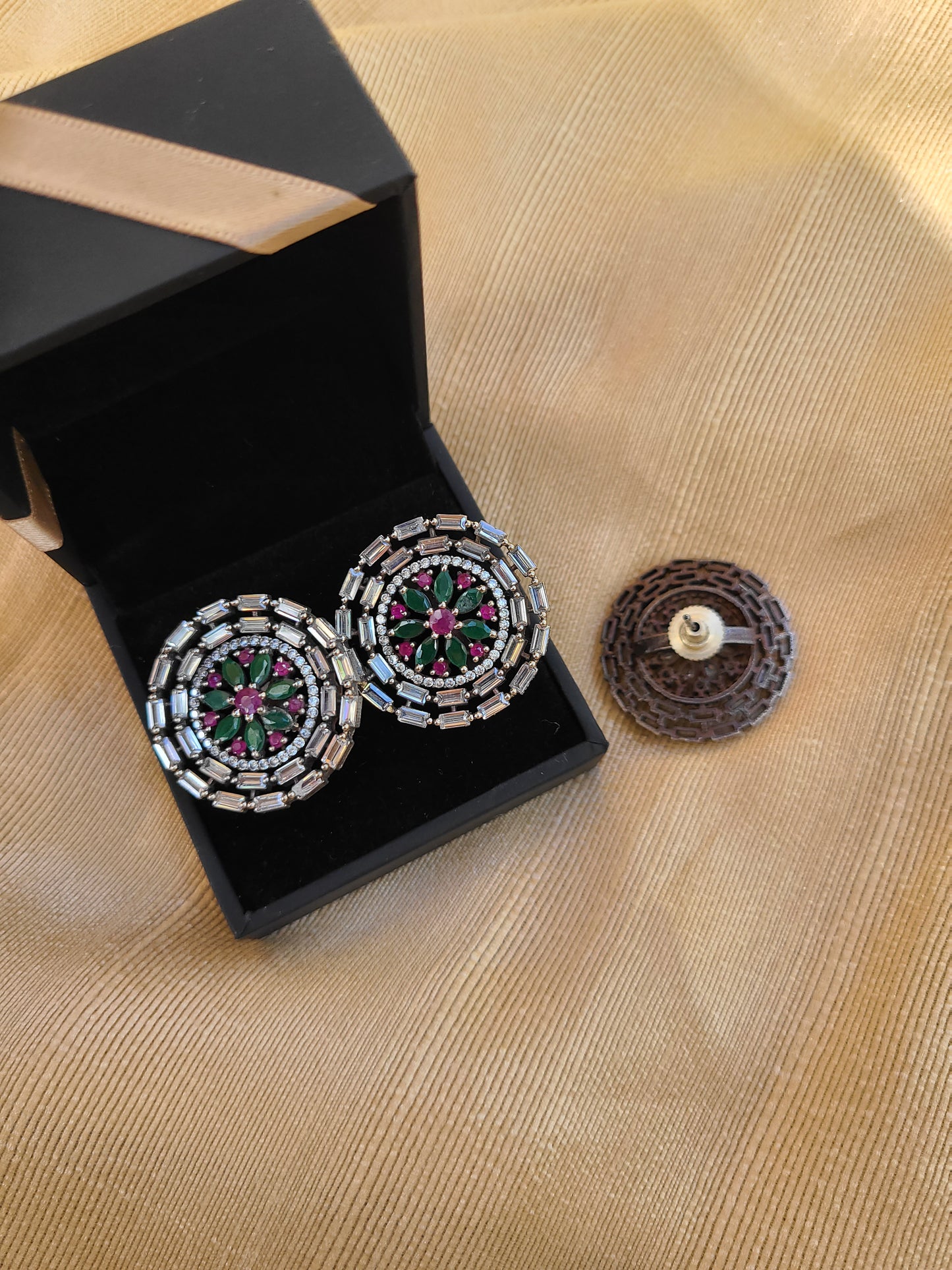 Yamuna earrings