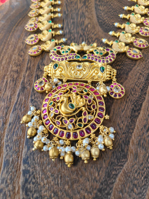 Arghya kemp designer matte necklace set