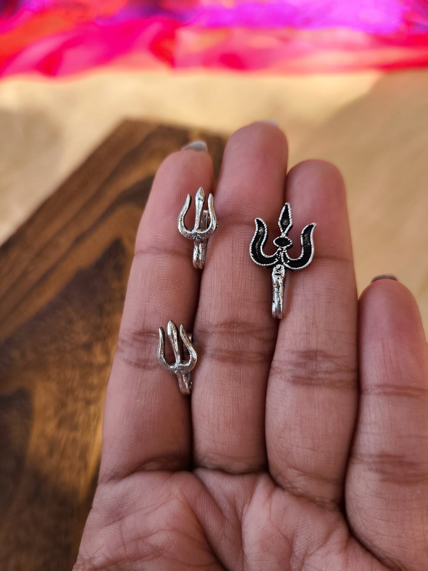 Non pierced trishul nose pins