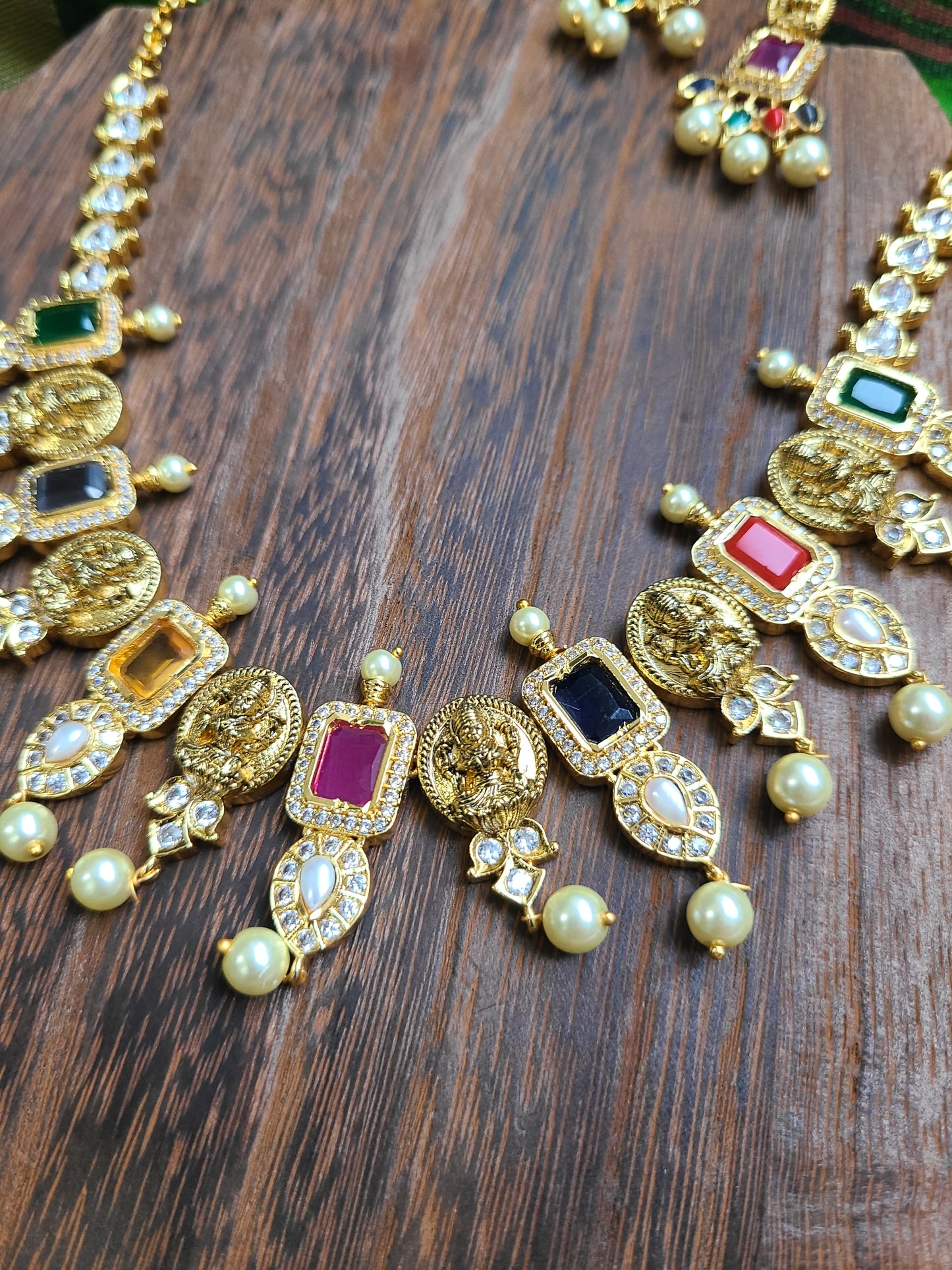 Saketha designer gold plated necklace set