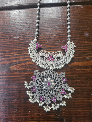 Maria Handmade contemporary pendant necklace set