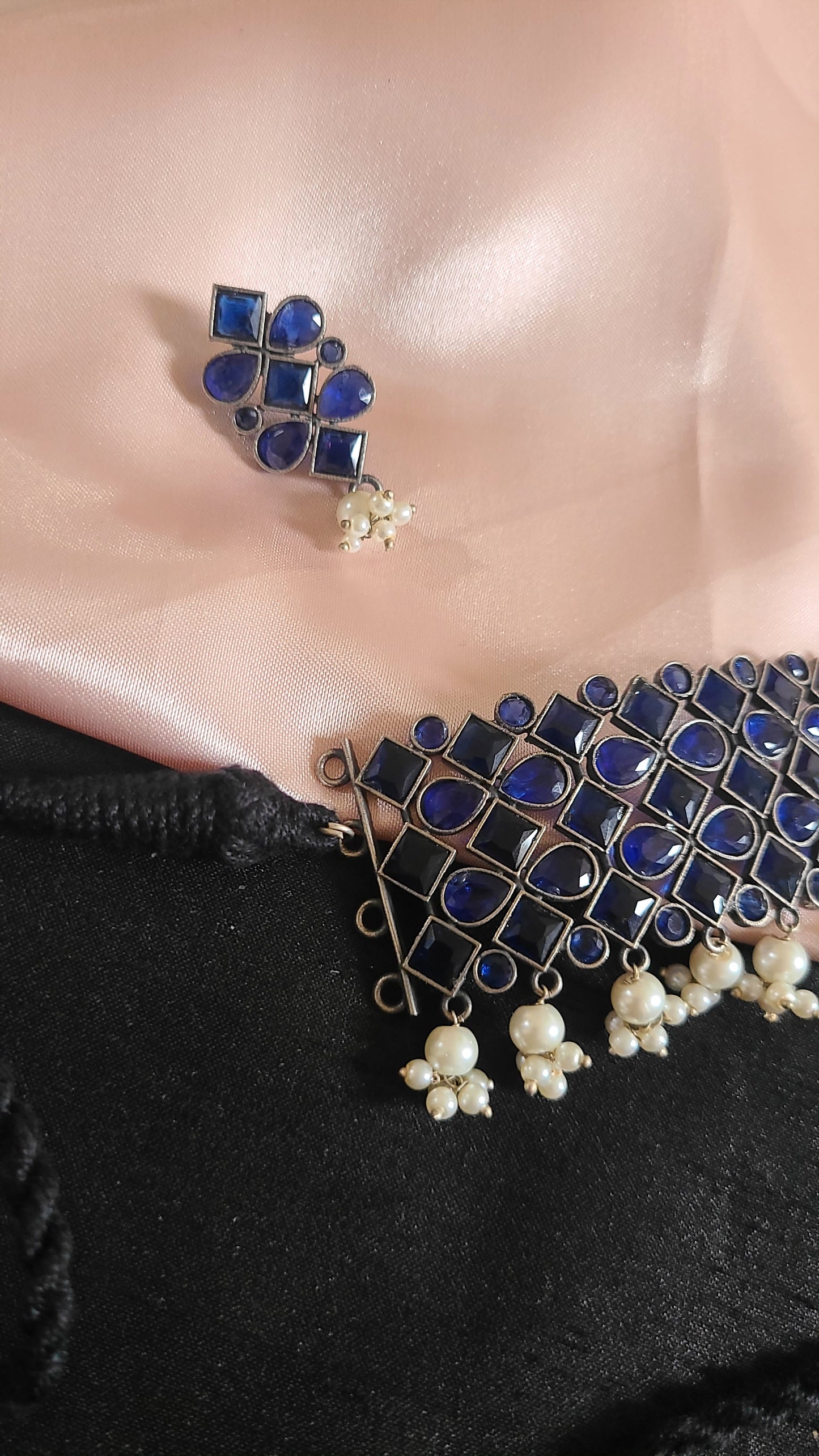 Hirani Silver Alike choker Necklace set