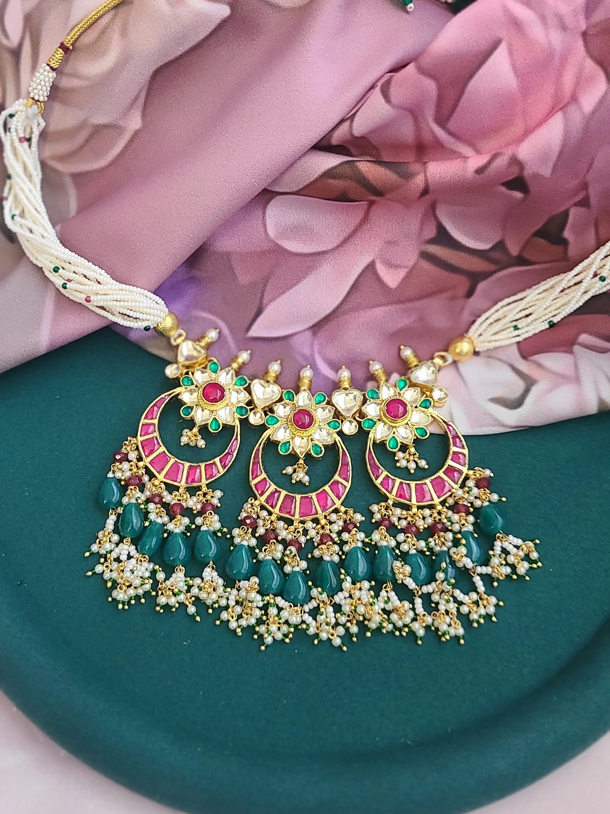 Anitha pachi kundan choker necklace set