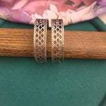 Silver alike contemporary 2 '6 bangles