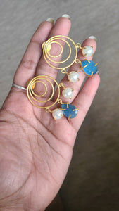 Lily earrings