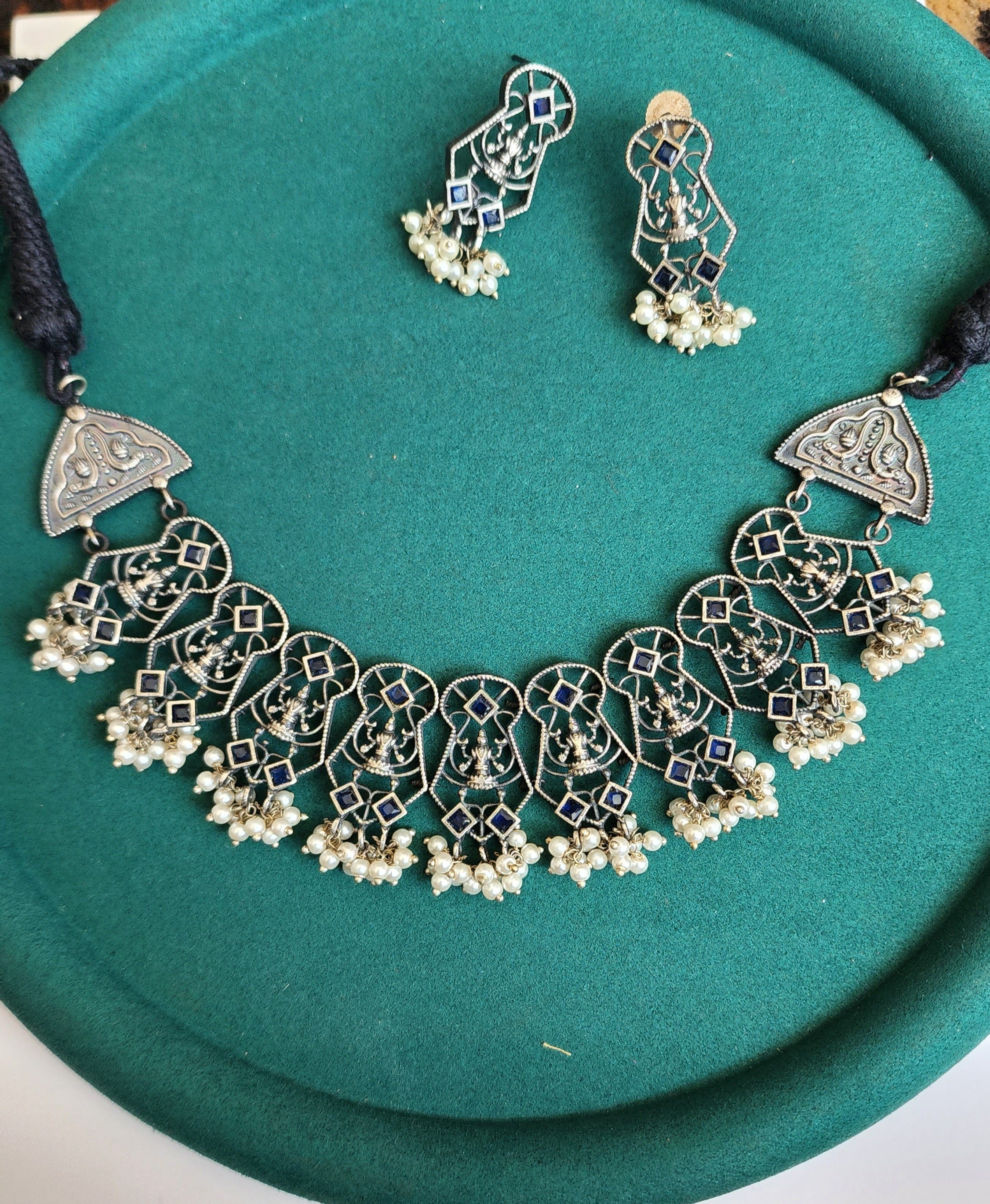 Sabha lakshmi necklace set