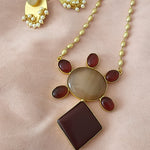 Handmade contemporary necklace
