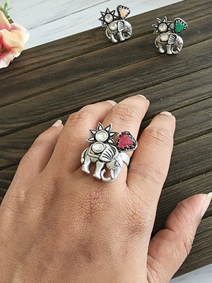 Madoka silver alike ring