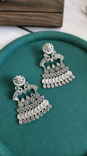 Leya unique silveralike earrings