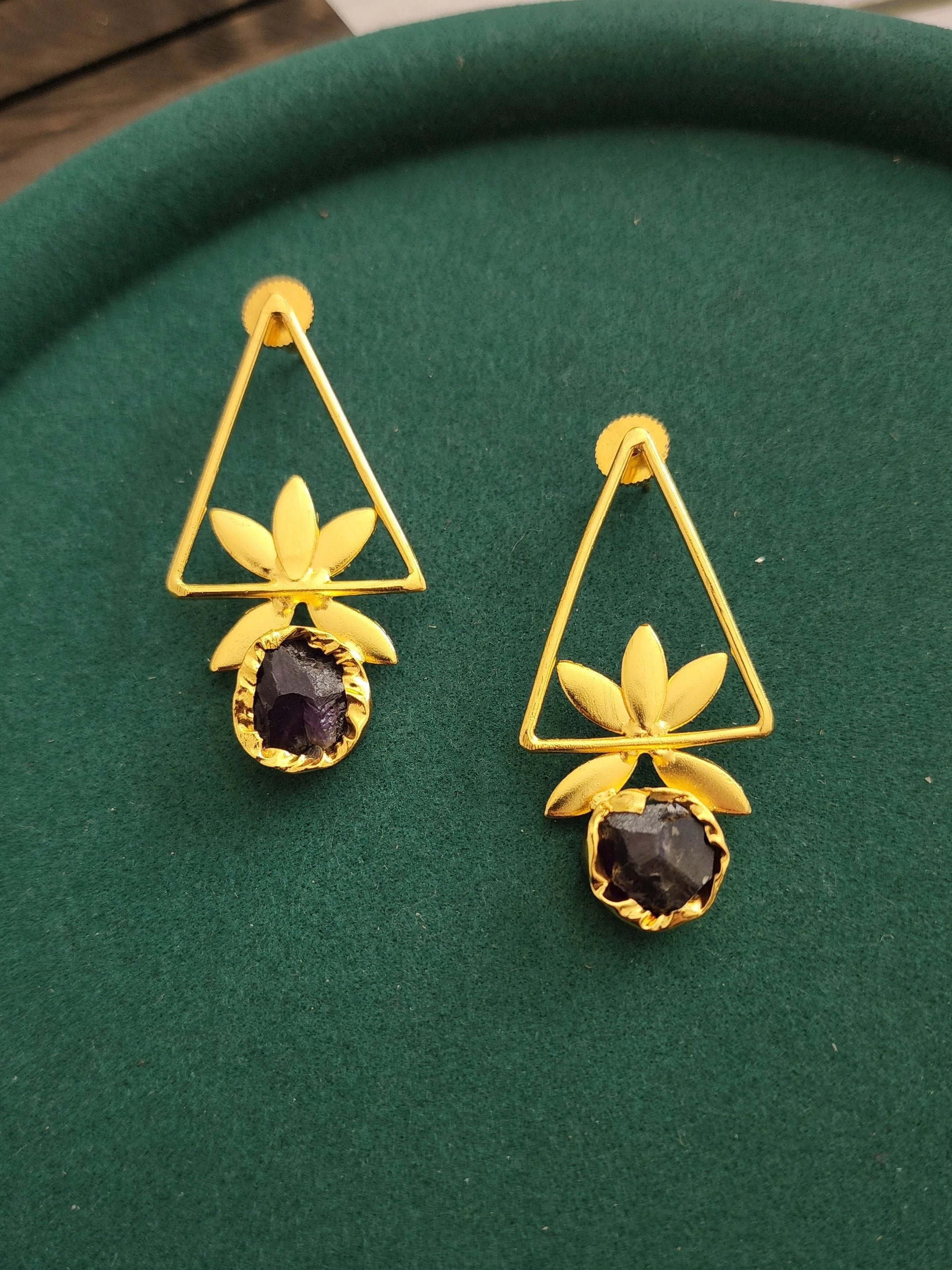 Poppy Contemporary earrings