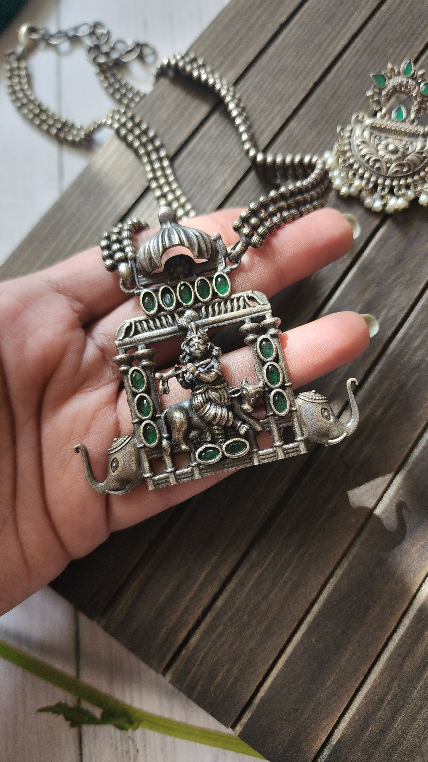 Silver alike necklace set heavy set necklace