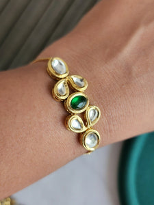 Kundan adjustable bracelet/bangles