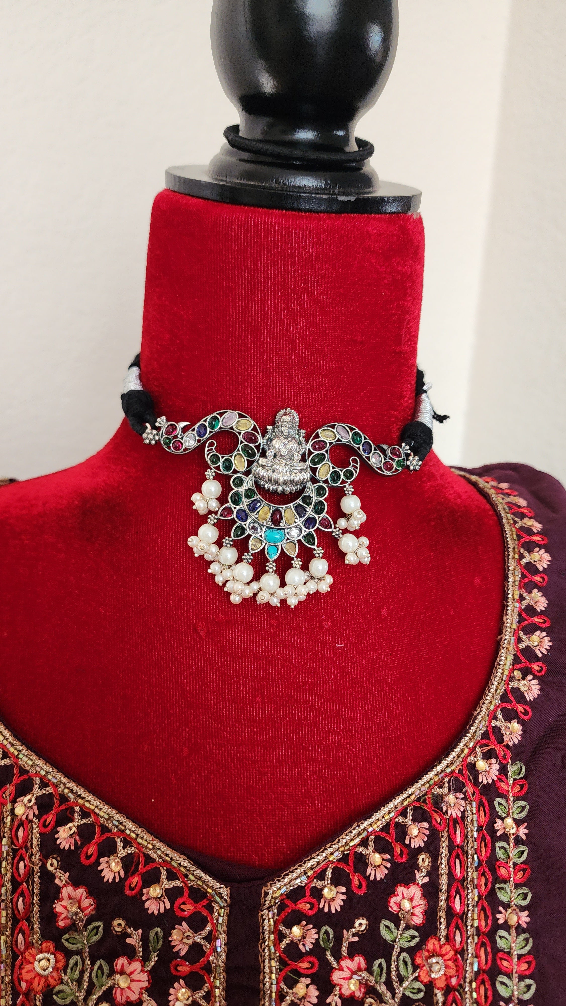 Turquoise Silver alike peacock choker necklace set