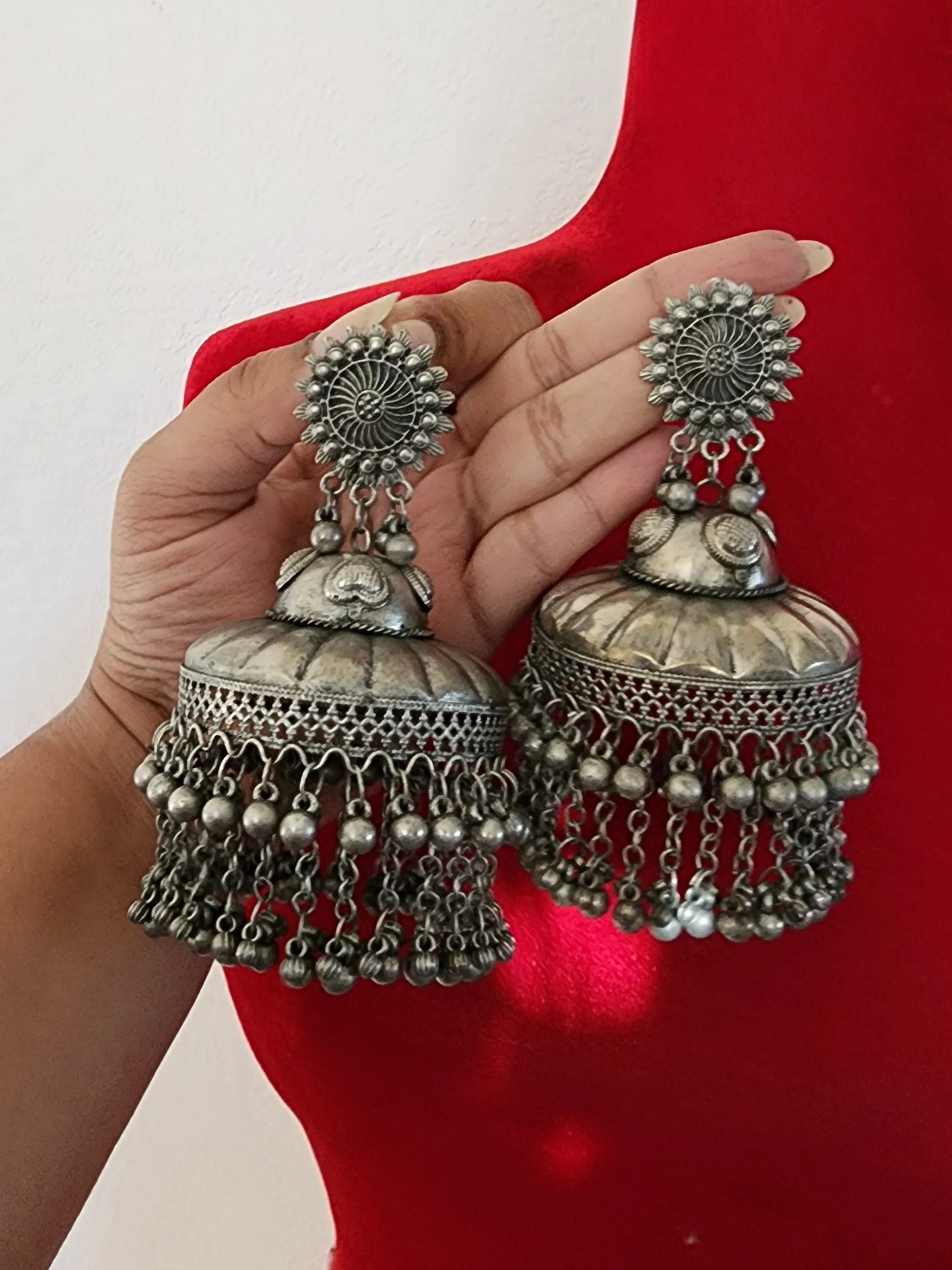 Black metal earring design deals