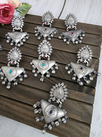 Aanya silver alike earrings