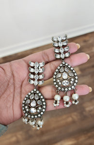 Aanya silver alike earrings