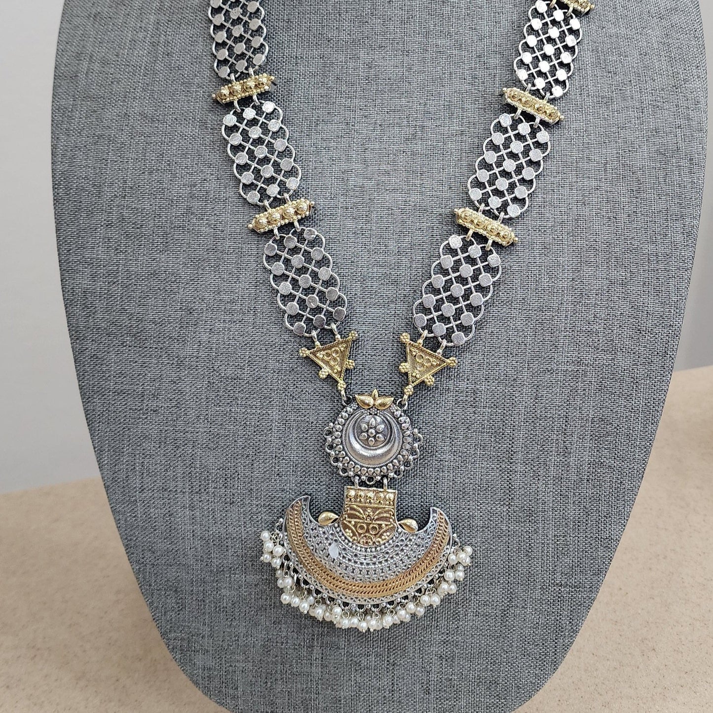 Anvi dualtone necklace set