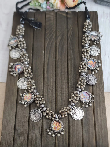 Ambika silver alike necklace