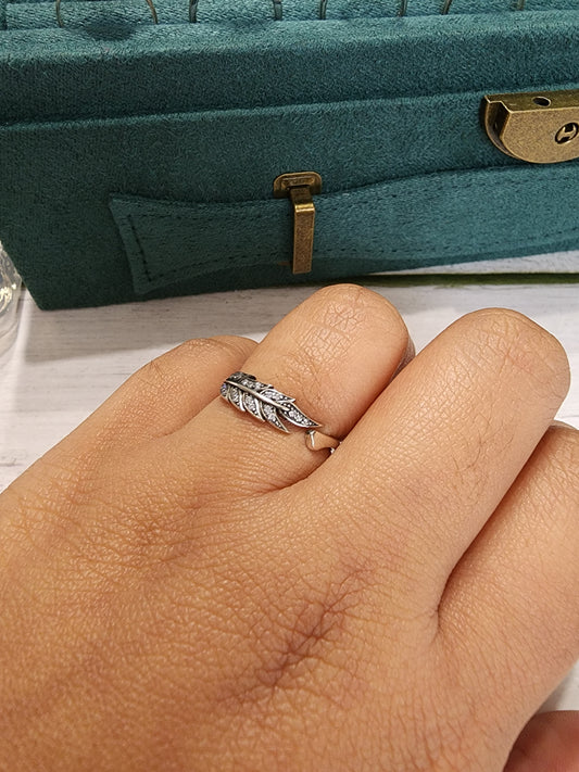 Adjustable feather Stone 925 silver Ring