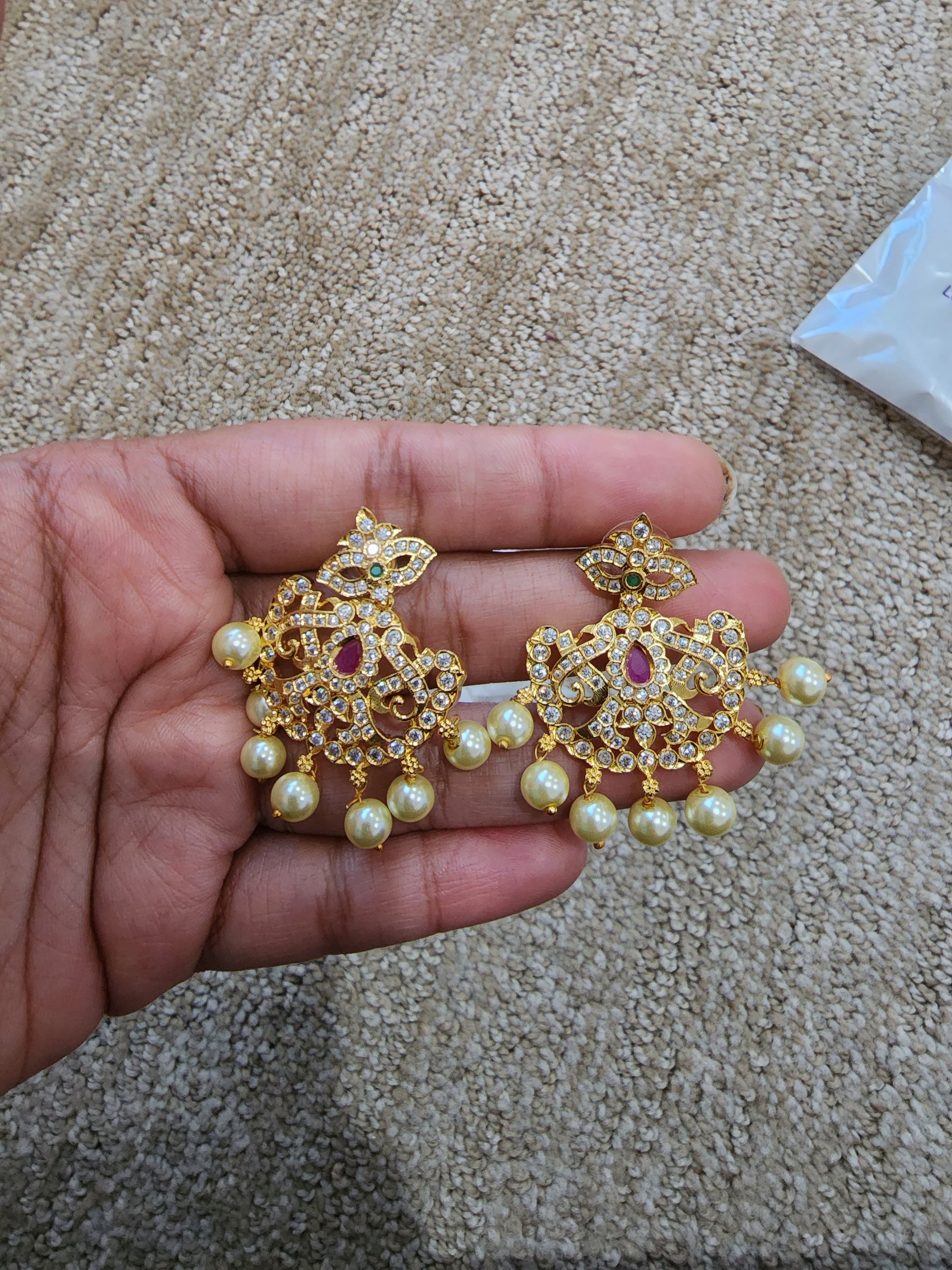 Vedhanshi designer gold plated necklace set