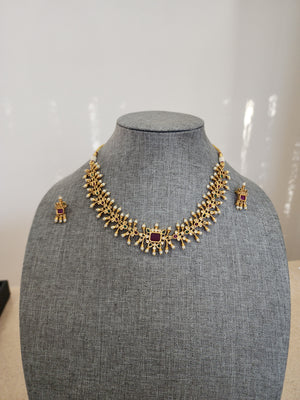 Beaded goldplated statement necklace set