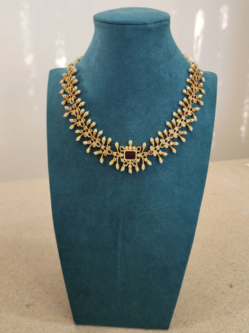 Beaded goldplated statement necklace set