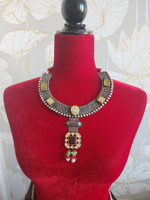 Lanci statement necklace