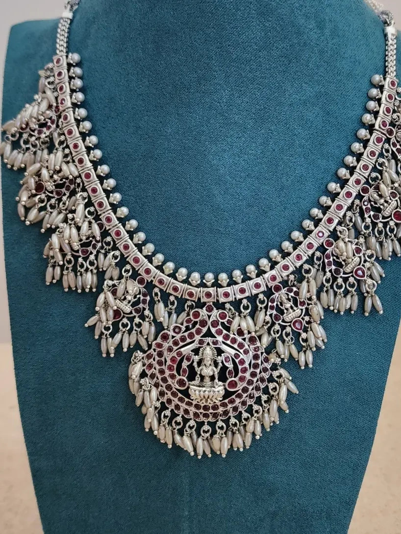 Randir silveralike guttapusalu fusion necklace set